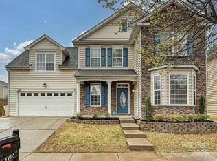 13911 Holly Stream Dr, Huntersville, NC 28078