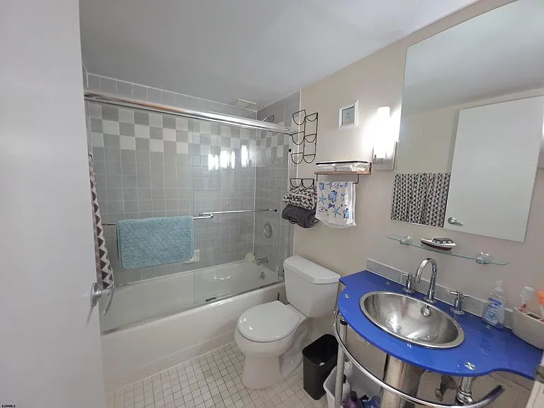 526 Pacific Ave — Photo 18