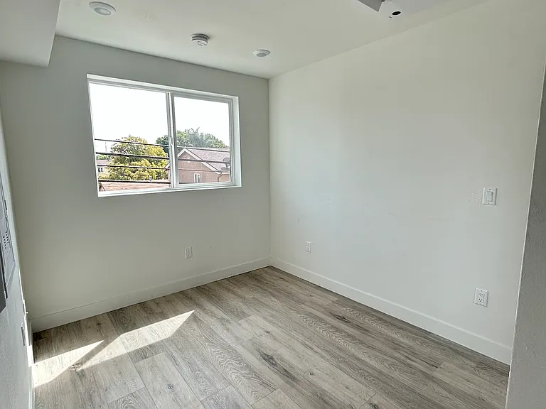 7411 Avalon Blvd #211 — Photo 5