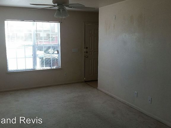 2nd image of 2809 Cantabrian Dr APT B