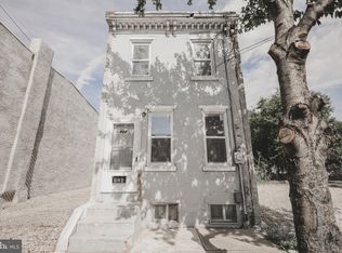924 S 4th St, Camden, NJ 08103