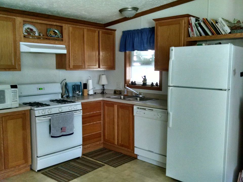 2nd image of 7342 NW 23rd St