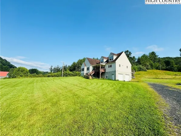 782 N Fork New River Road, Lansing, NC 28643