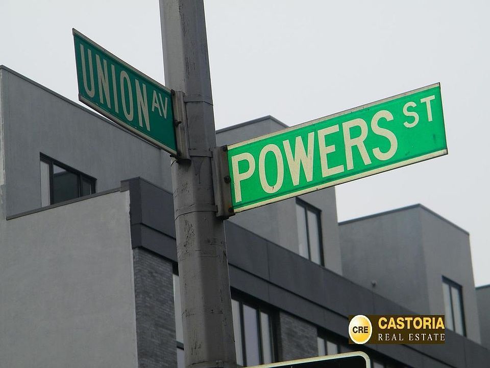 2nd image of 376 Union Ave #1