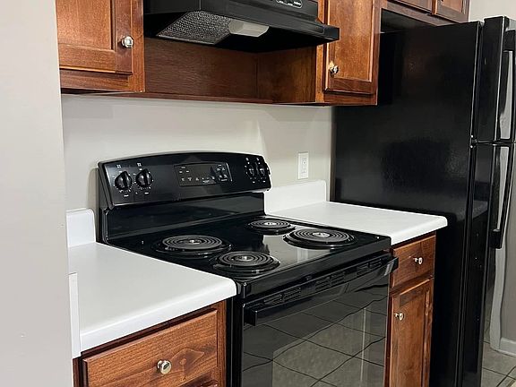 5th image of 117 Waterford Dr