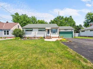 435 Avon Belden Rd, Avon Lake, OH 44012
