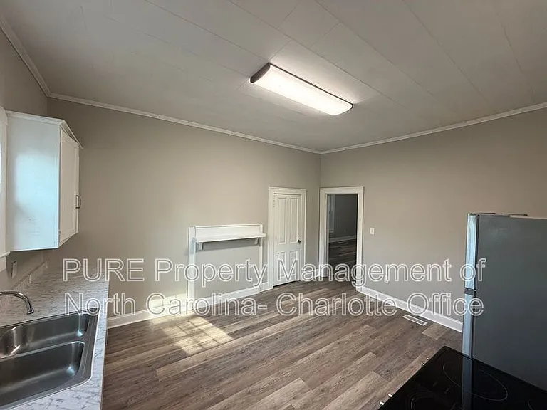 330 Depot St — Photo 9