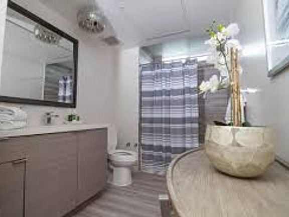 4th image of 11011 W Otsego St #206