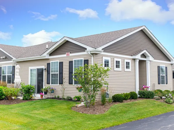 1638 Southern Cir, Pingree Grove, IL 60140