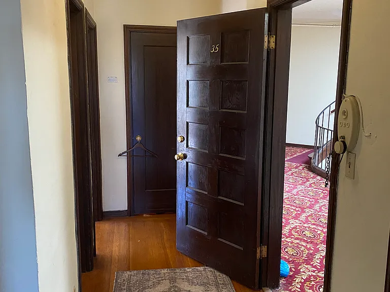 1 Duane Street Apartments — Photo 11