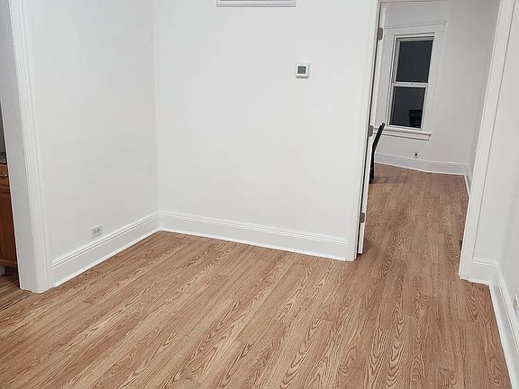 2nd image of 100 Winslow Pl