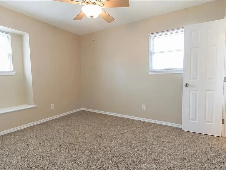 510 Crosby Blvd — Photo 15