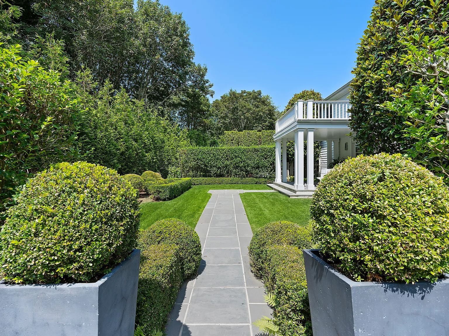 Beautiful August Rental — Photo 2