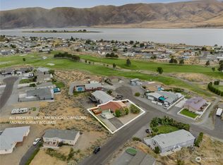 213 Pear Pl SW, Mattawa, WA 99349