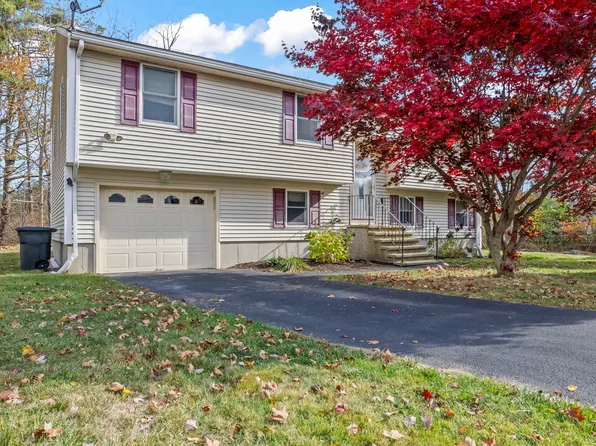 87 Airport Drive, York, ME 03909