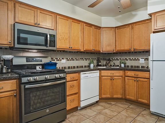 2nd image of 17440 W Chestnut Ln #7B
