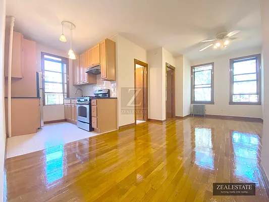 Rented by ZealEstate Group Inc | media 10