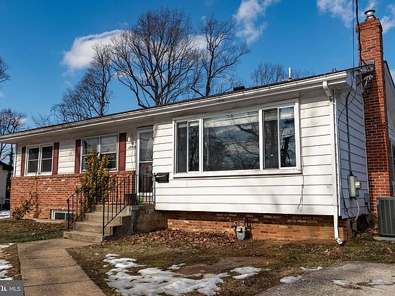 3rd image of 13914 Marianna Dr