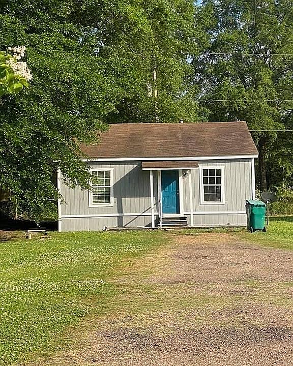 1st image of 7 Meade Pl
