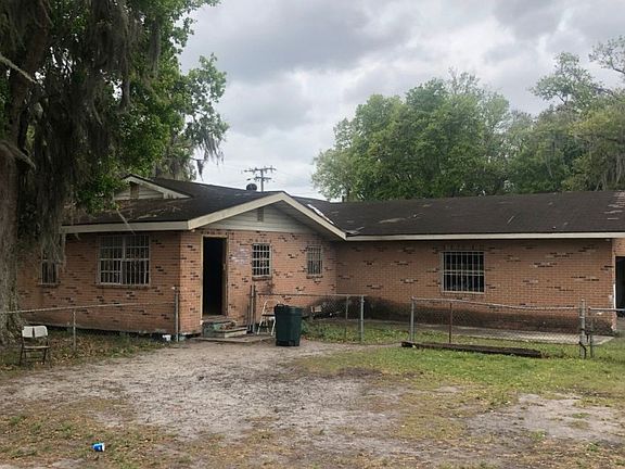 2nd image of 2810 States St