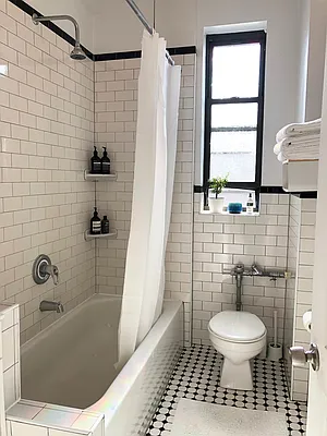 Rented by Grand Group Realty | media 20