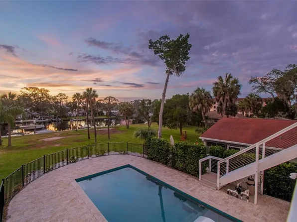 6121 Lafayette St, New Port Richey, FL 34652