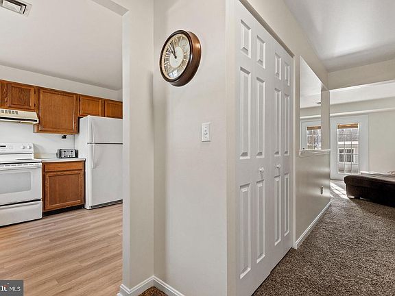 5th image of 1937 Wexford Rd