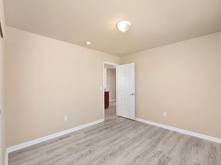 241 Picasso Cir — Photo 16