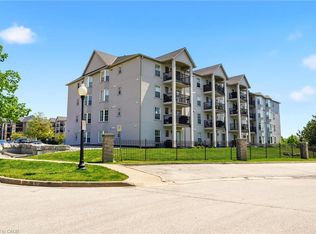 1411 Walkers Line #105, Burlington, ON L7M 4P5