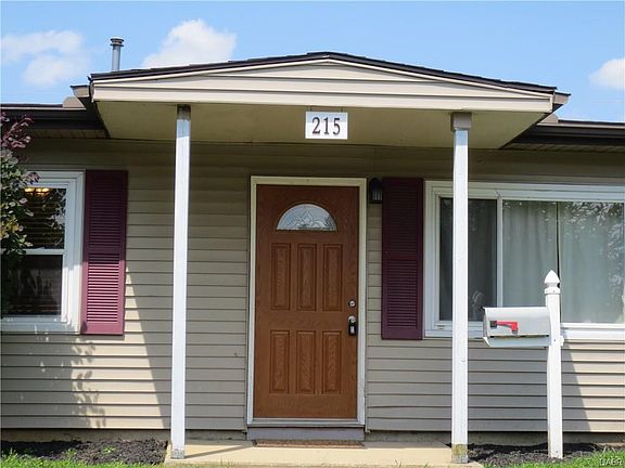 4th image of 215 Drake Ave