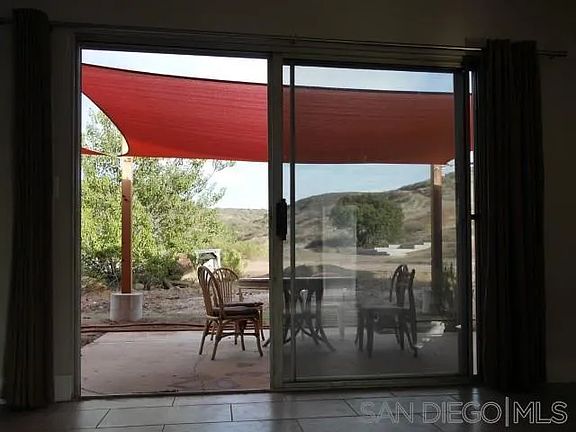5th image of 8209 Mesa Rd