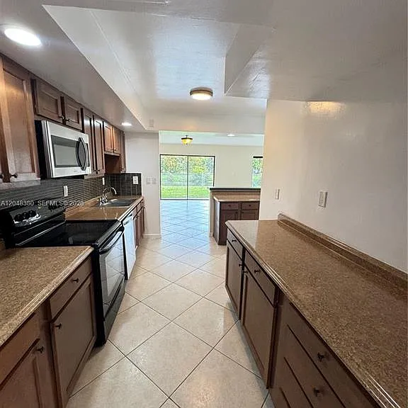 3167 Coral Springs Dr #1 — Photo 5