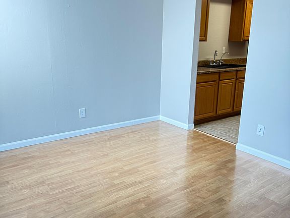 2nd image of 506 Orange Dr APT 22
