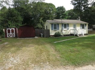 29 White Sands Rd, Moodus, CT 06469