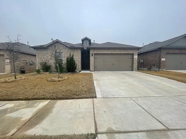Picture 2 - 8917 Boulder Oak Blvd
