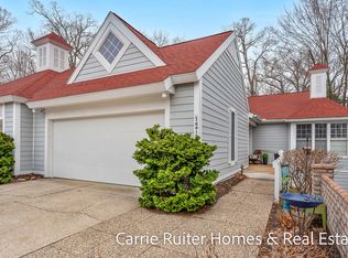16919 Landing Ln, Spring Lake, MI