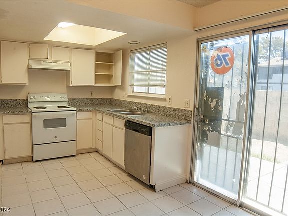 2nd image of 2112 Sun Ave APT G
