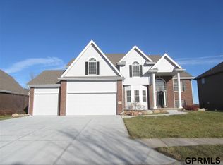 19810 Hansen Ave, Omaha, NE 68130