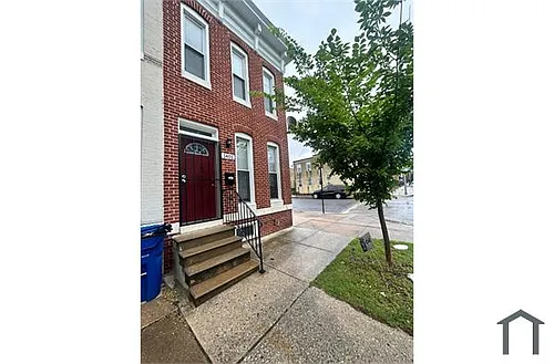 1401 N Fulton Ave Photo 1