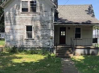 1132 Rockwell St, Kewanee, IL 61443