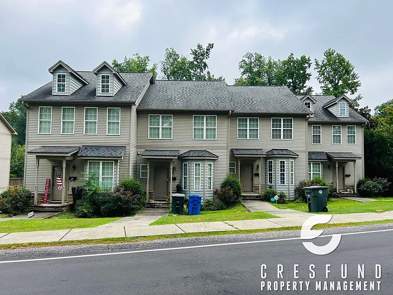 419 Georgetown Cir — Photo 1