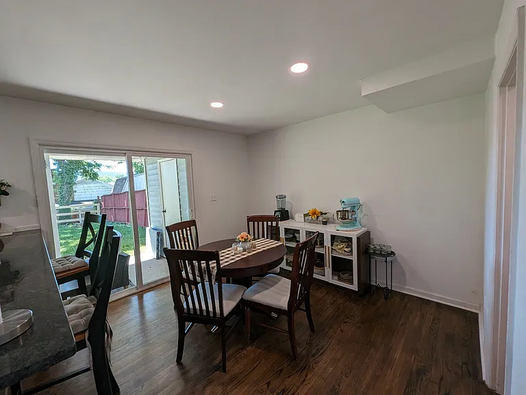 800 Ridge St — Photo 5