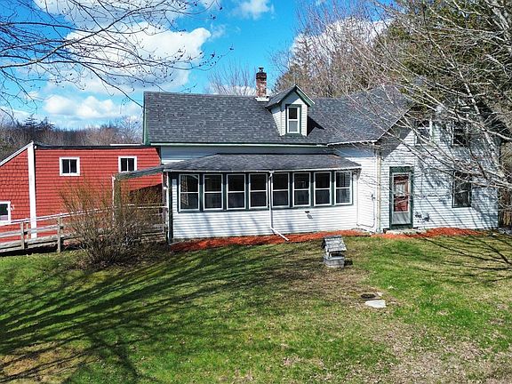 2nd image of 1008 Cape Jellison Road