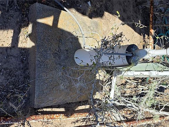 5th image of 123-124 Frontier Rd