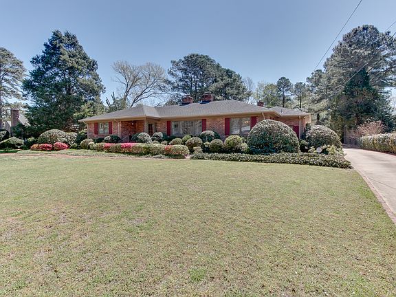 2nd image of 4248 Country Club Cir