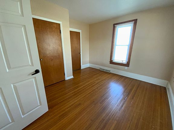 4th image of 1111 Seymour St #A