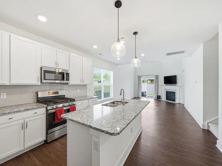 201 Marbella Grove Ct — Photo 21