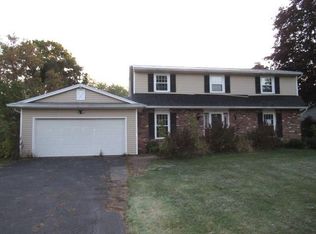 34 Chi Mar Dr, Rochester, NY 14624