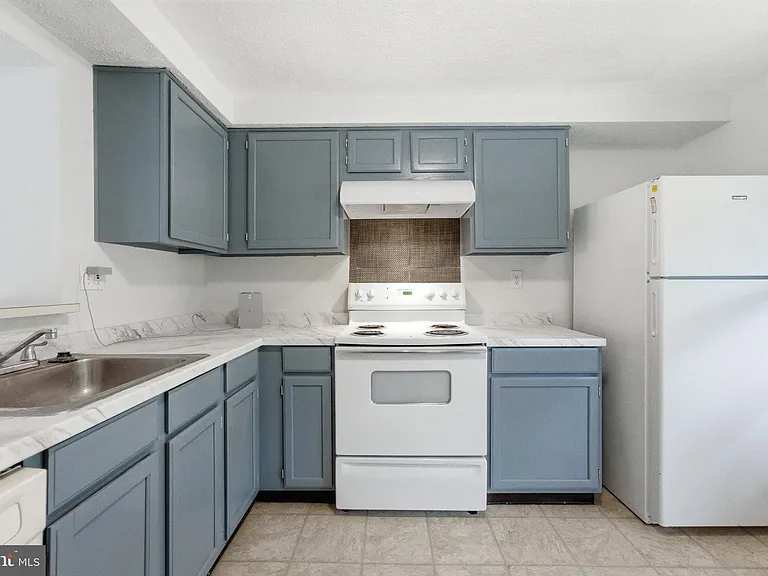 217 Vista Ct — Photo 3