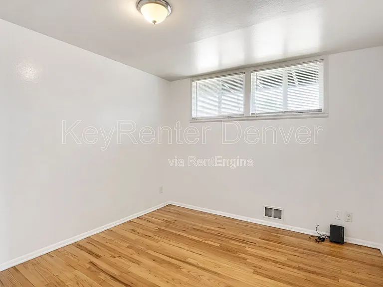1907 S Vrain St — Photo 10